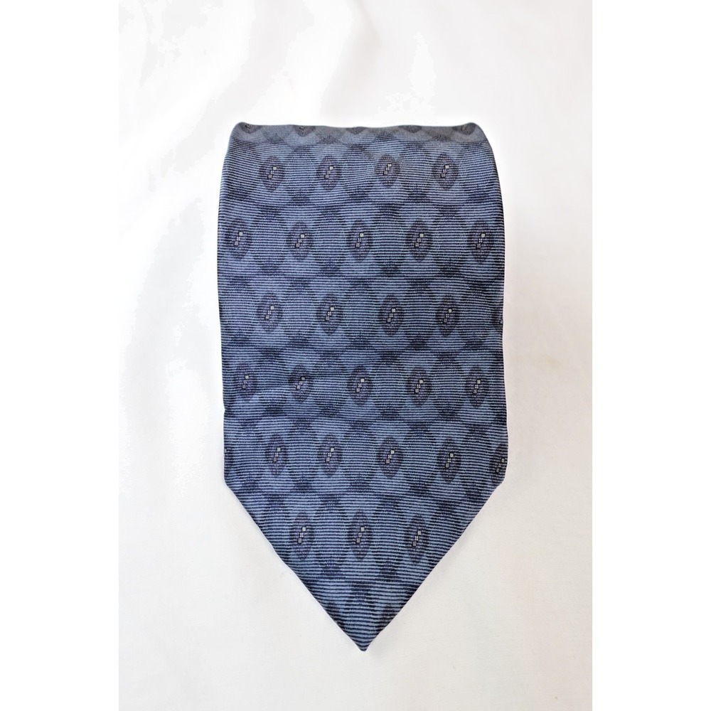 Bill Blass Silk Tie Navy Blue Geometric Dot Pattern Necktie Classic Menswear‎